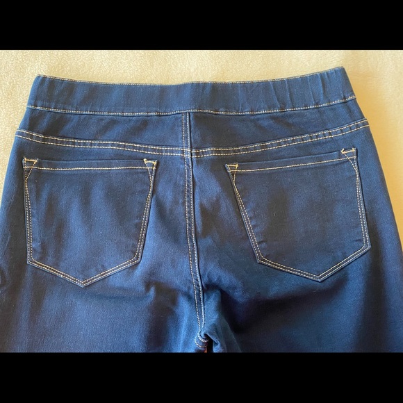 Jones Studio Jeggings - Picture 6 of 11